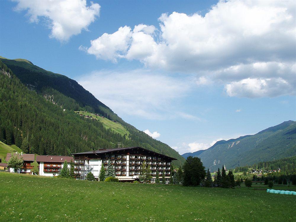 Hotel Alpenhof Sankt Jakob in Defereggen Dış mekan fotoğraf