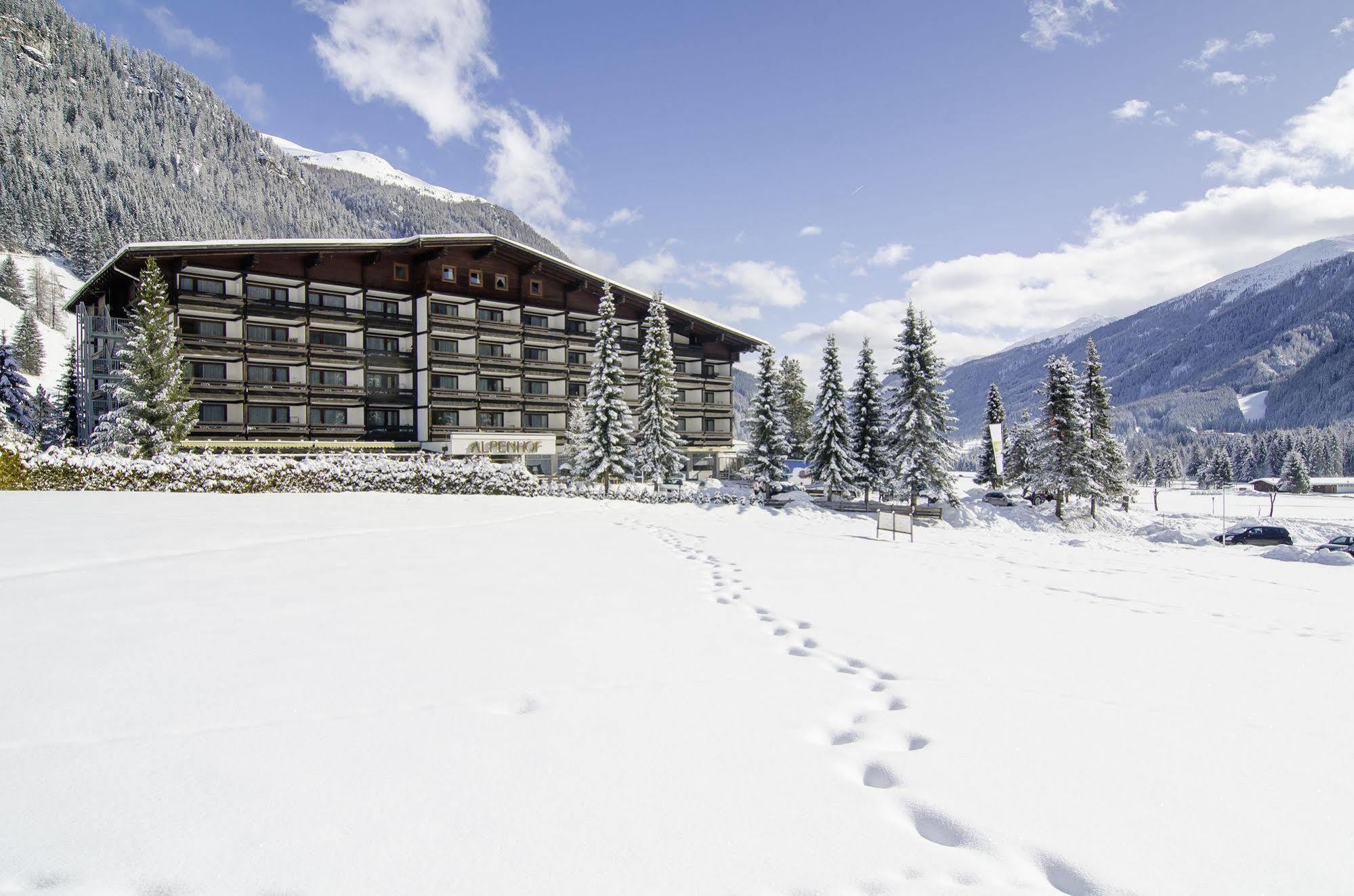 Hotel Alpenhof Sankt Jakob in Defereggen Dış mekan fotoğraf