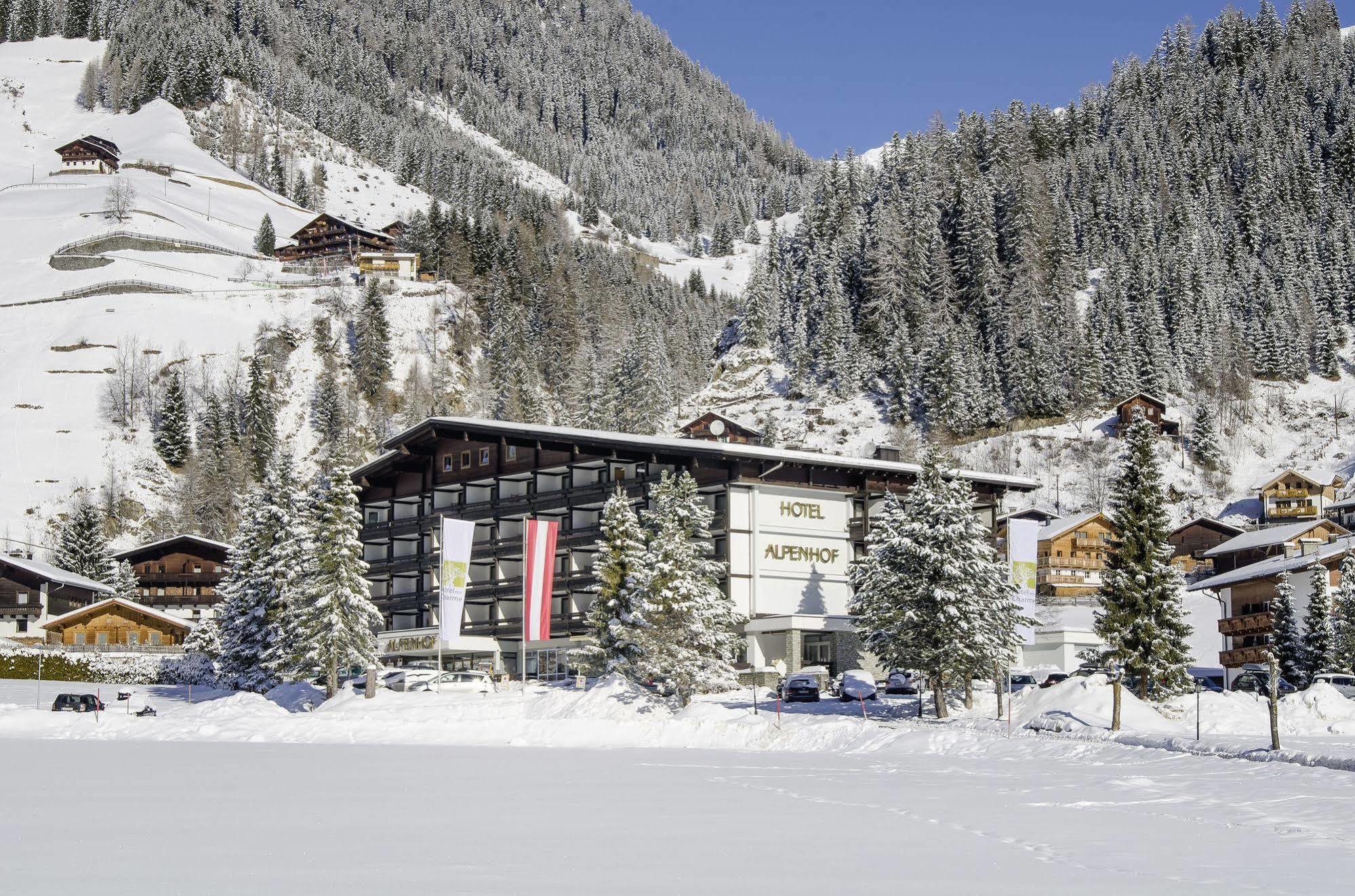 Hotel Alpenhof Sankt Jakob in Defereggen Dış mekan fotoğraf
